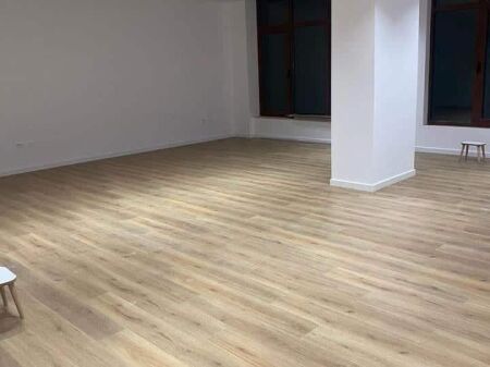 Zyre Me Qera Ne Astir (ID BZ2930) Tirane