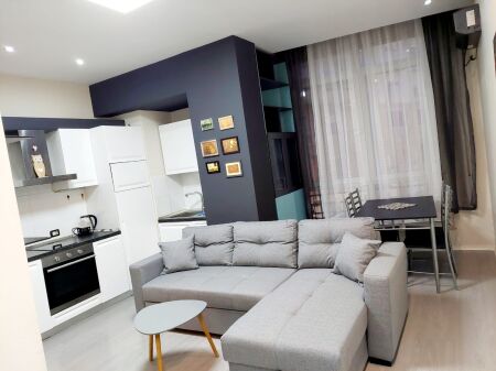 🏠Jepet me qira Apartamenti 1+1 i mobiluar, 📍Rruga Elbasanit , Pjeter Budi