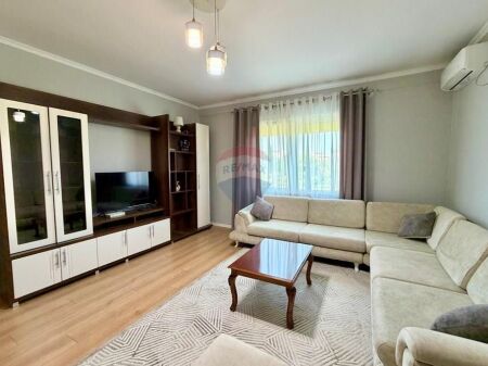 Apartament 2+1+2 me qera Kopshti Botanik