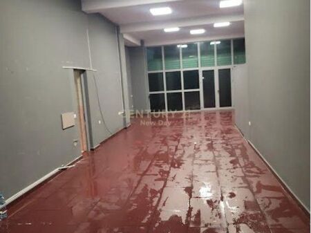 Premises for sale in Astir, Yzberisht 315,000 €