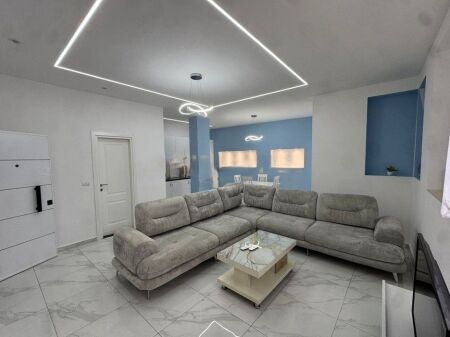 📍 SELVIA, APARTAMENT 1+1 PER QIRA