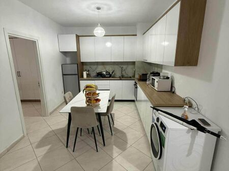🏠Appartamento 2+1+2+ garage🚗 in affitto, Astir✨