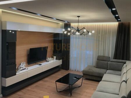 Rent, Apartment 2+1+2, Blloku, Tirana