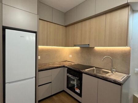 Apartament me qira 2+1 në Yzberisht te Grand Gallery!