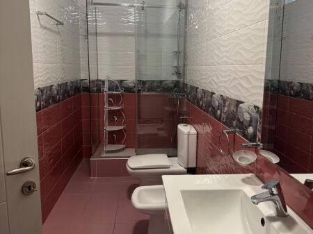 APARTAMENT 3+1+3 NE SHITJE TE KOPSHTI ZOOLOGJIK