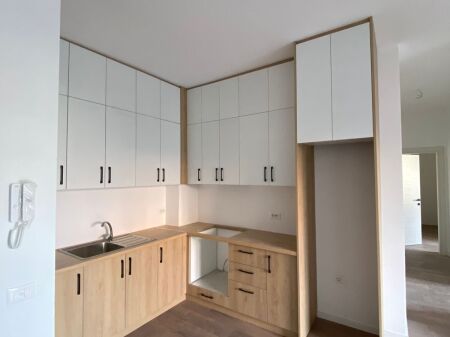 Paskuqan , 2+1+2wc in affitto