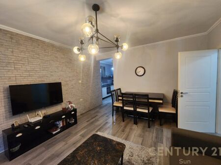 Appartamento in affitto 1+1 a Vasil Shanto! 600 € /Mese Sup. Totale  60m2