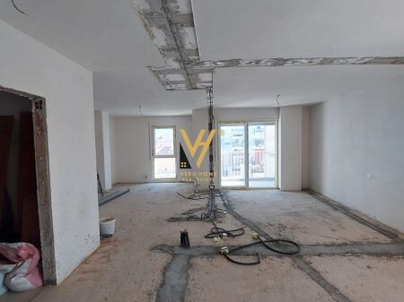 SHITET APARTAMENT 2+1+2+BLK NE XHAMLLIK 222.000 EURO
