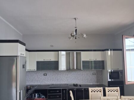 Affitto | Shtëpi private 2 + 1 | Laprakë | 400 €/mese