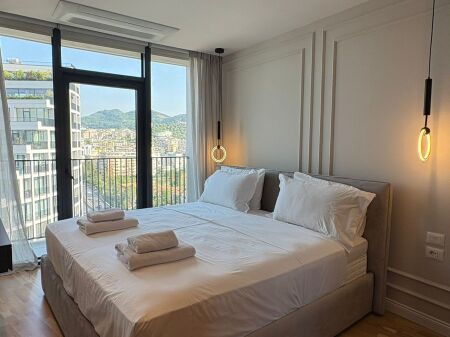 Lake View, Appartamento moderno 3+1+2 in affitto con vista lago! (+posto auto)
