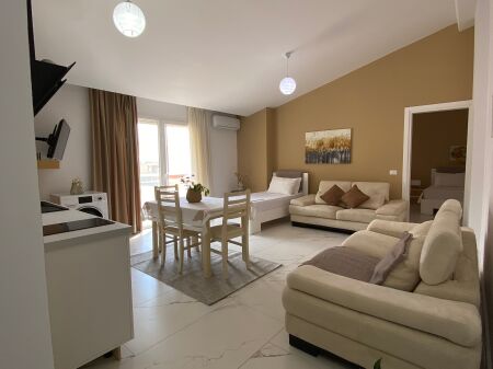 🌊 APARTAMENT ME QIRA | UJI I FTOHTË, VLORË