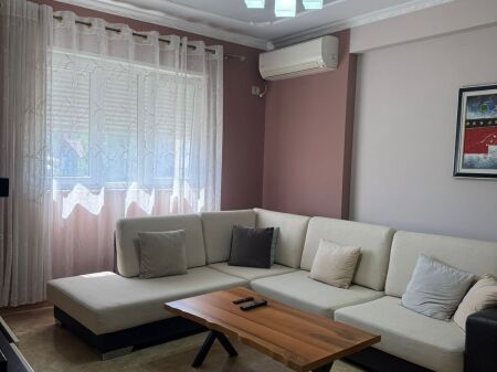 Apartamwnt 2+1+ post parkimi me qera Fusha Ali Demi !