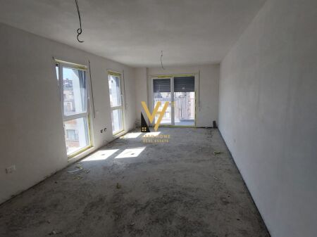 SHITET APARTAMENT 2+1+2+BLK NE XHAMLLIK 243.000 EURO
