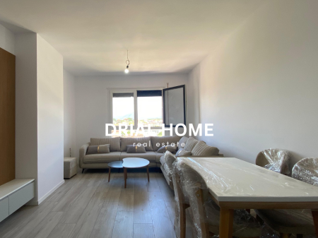 Apartament me qera 2+1, Splash Color