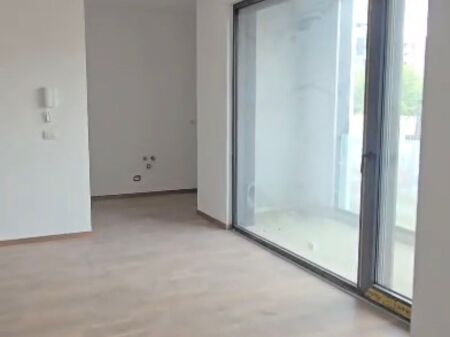 Apartament 2+1+2 me qira tek Akses Tirana