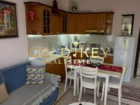 🏡 APARTAMENT ME QERA 1+1 PRAN PELIKANIT PLAZH