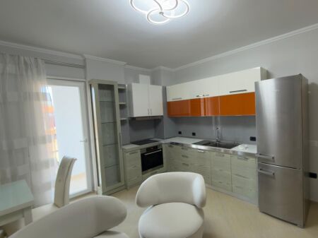 Apartment 1+1 with balcony for rent in the 21 Dhjetori area.