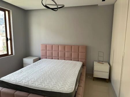 Jepet Me Qera Apartament 1+1+1 Ballkon