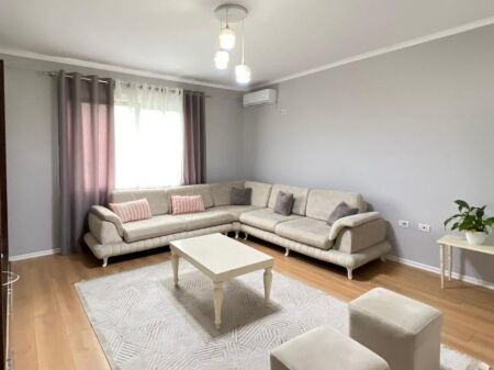 🏡 Appartamento 2+1 + Parcheggio in Affitto – Giardino Botanico 🌿✨