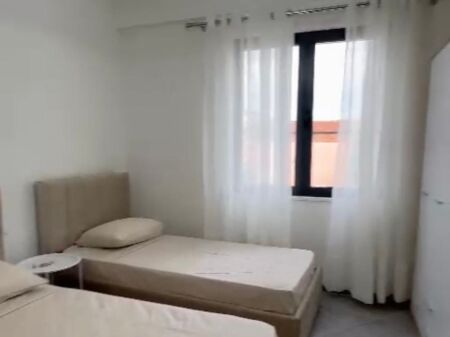 Blocco di fronte a Taivan, si affitta appartamento arredato 1+1