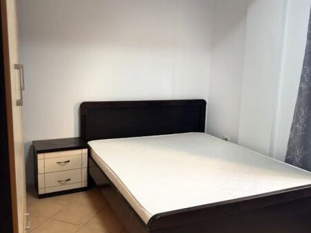 Jepet Me Qera Apartament 3+1+1 Ballkon