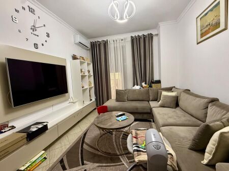 Apartament 1+1 në shitje - Kombinat
