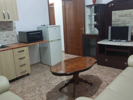 Qera | Shtëpi private 1 + 1 | Rruga Jordan Misja | 350 €/muaj