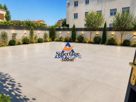 PARKING SPACE FOR RENT 600M2 "ALI BAKIU STREET" 600 EURO
