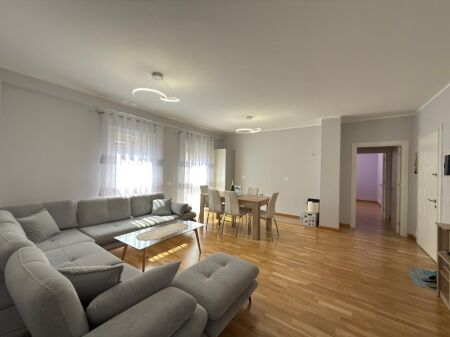 For sale, Apartment 3+1+ 2 Balconies + Garage, ” Selitë ”, Tirana.