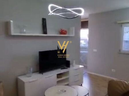 VENDESI APPARTAMENTO 1+1+BLK VICINO AL COMUNE DI PARIGI 17.000.000 LEKE