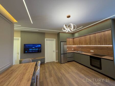 Apartament 2+1 me qira tek Kodra e Priftit pranë Venue Club!