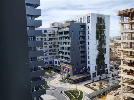 COMMERCIAL SPACE FOR RENT AT SQUARE21