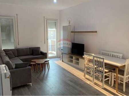 APARTAMENT 2+1+ Post Parkimi PER QIRA Univers City