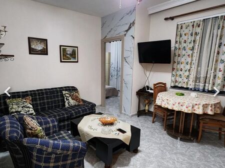 Rent | Shtëpi private 1 + 1 | Fabrika e Miellit | 400 €/month