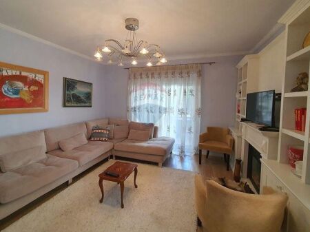 Apartament 2+1- Për Qira - Myslym Shyri, Tiranë  ID: 530221052-2037