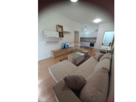 Apartament per qera 1+1 tek Rruga 5 Maji