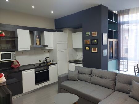 Apartament 1+1 me qera mbi Liceun Artistik