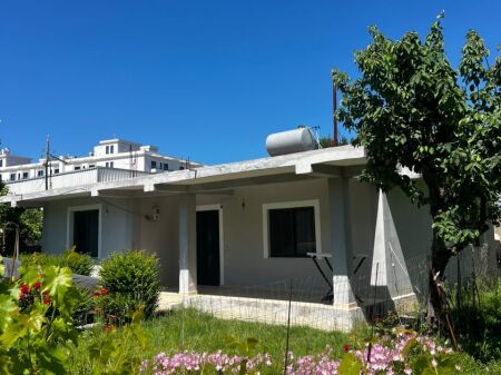 VENDESI PRIVATA IN VENDITA VICINO ALL'HOTEL DELTA, AUTOSTRADA DURRES-TIRANE