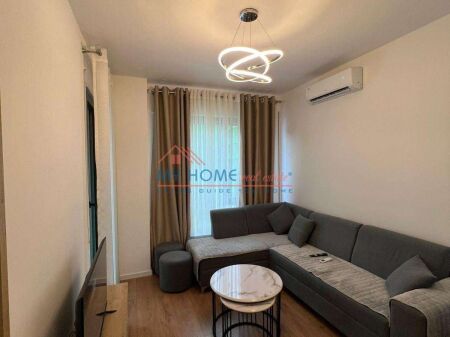 Apartament 1+1 me Qira 5 Maji Tirane