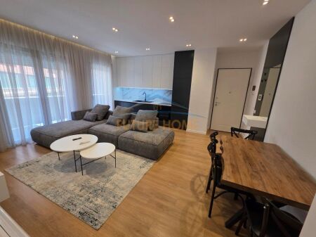 Qera, Apartament 1+1 Kompleksi Delijorgji !