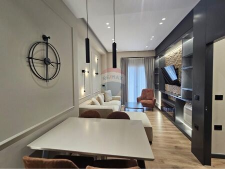 Apartment 1+1 for rent Tirana Garden Building