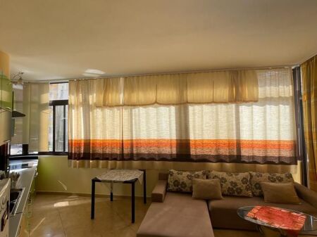 APARTAMENT 1+1 NE SHITJE TE BULEVARDI ZOGU I