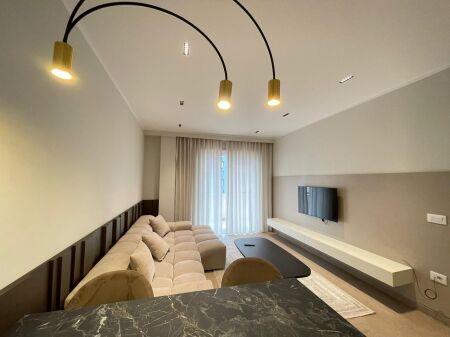 Apartment 1+1 for rent at Sima Com Residence near Green City in Astir.