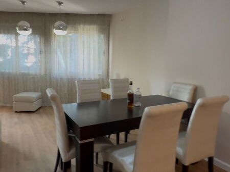 In vendita, Appartamento 2+1, Via Mine Peza, Tirana