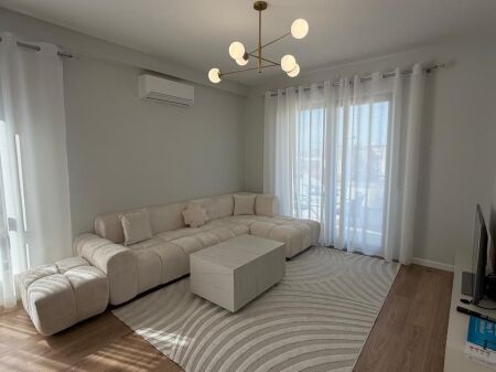 JEPET ME QERA APARTAMENT 2+1+2 - PORCELAN, TIRANË(530581012-16)