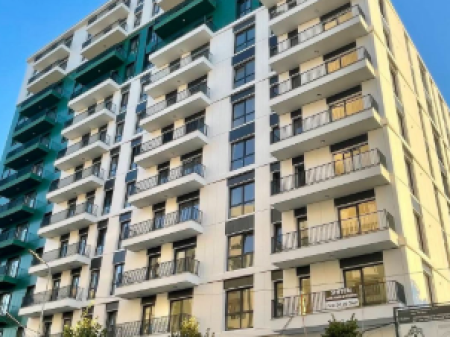 SHITET APARTAMENT KOMUNA E PARISIT