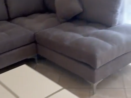Jepet me qera apartament 1+1 ne rrugen Mine Peza