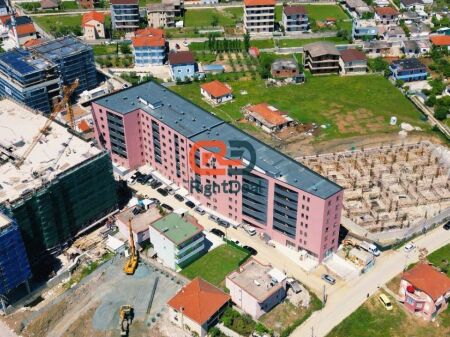 Okazion Kleringu! Tek Kompleksi "Shehu Konstruksion", Shitet Apartament 1+1, Me Planimetri Te Rregullt !!!