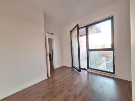 APARTAMENT NE SHITJE 1+1 TE RRUGA E KOSOVAREVE