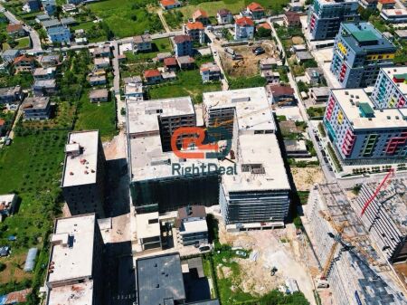 Tek Rezidenca Apollo, Shitet Apartament 2+1+2, Me Planimetri Perfekte!!!